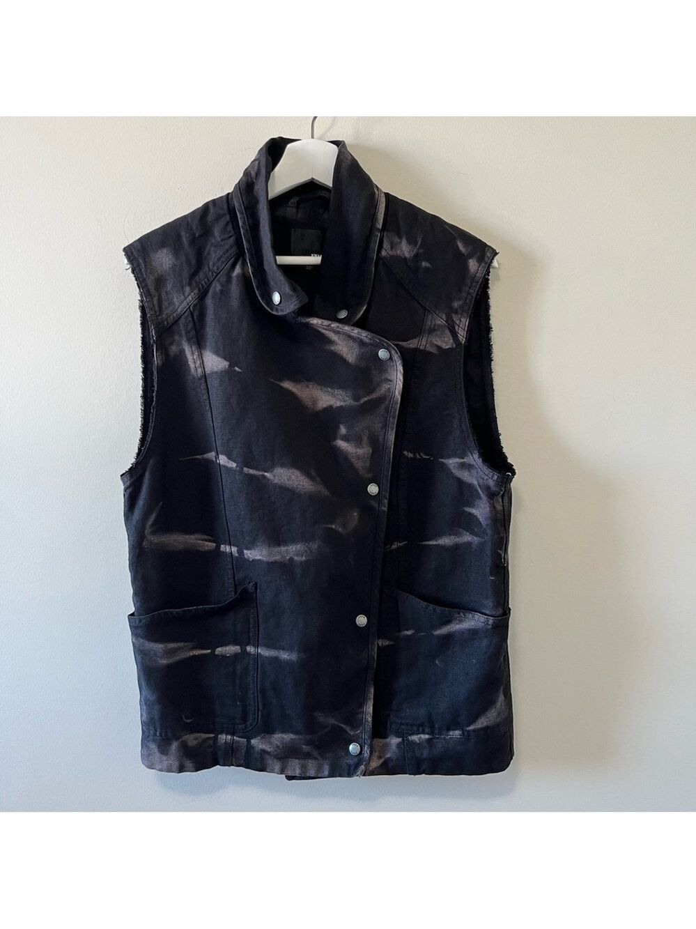 ARITZIA Wilfred Linn Linen Blend Tie Dye Vest - Picture 2 of 9